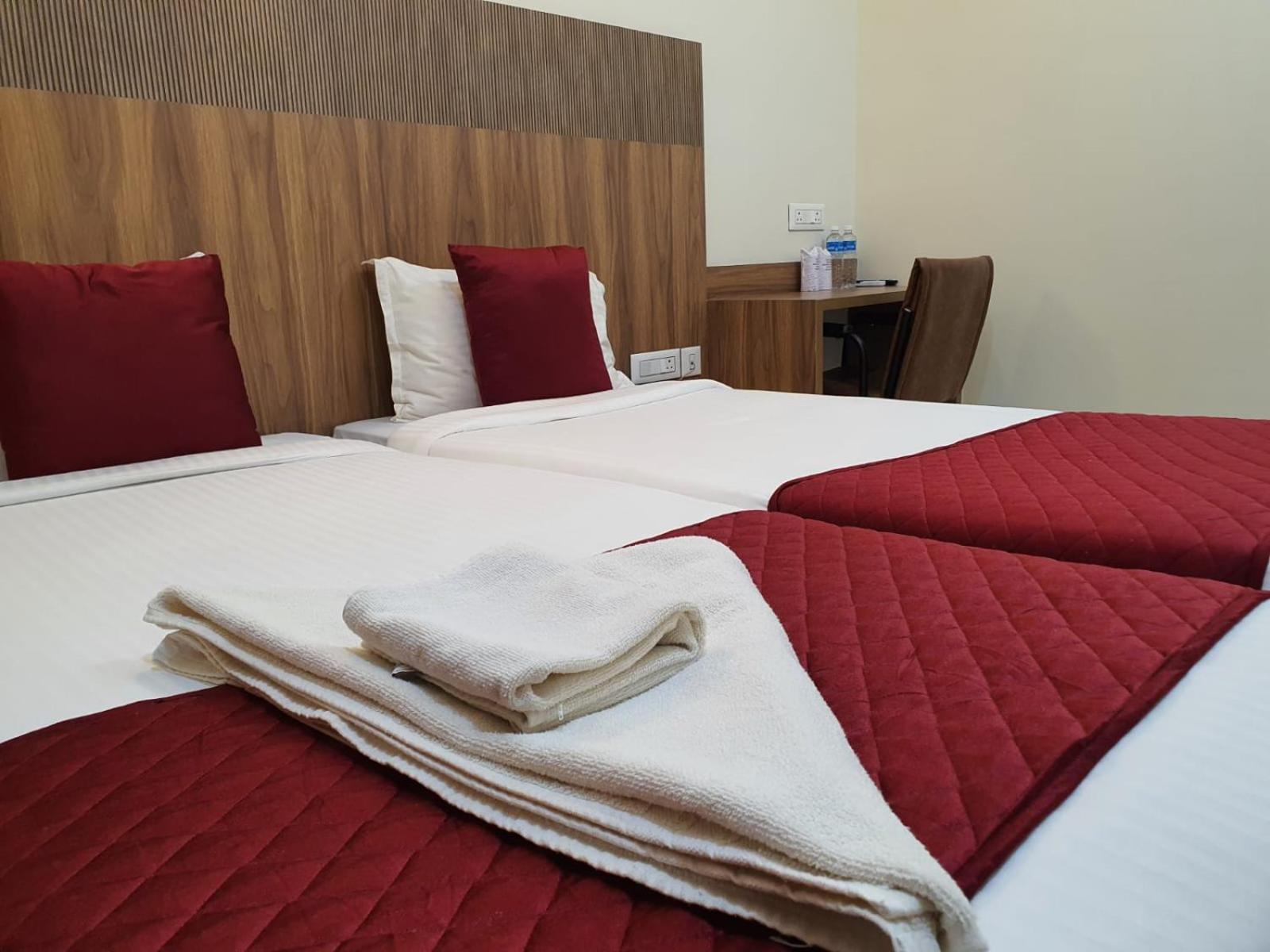 Hotel Deepakam Inn Palakkad Dış mekan fotoğraf