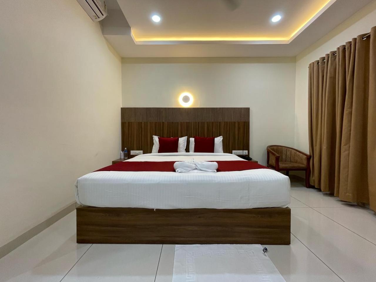 Hotel Deepakam Inn Palakkad Dış mekan fotoğraf